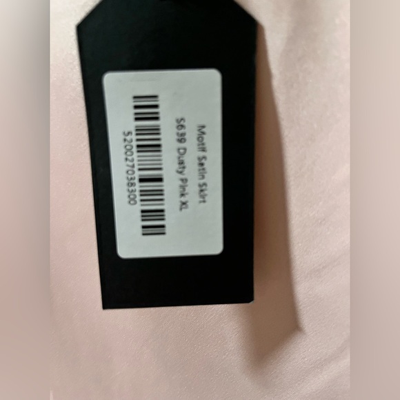 Aleeza Paris Dusty Pink Motif Satin Slip Skirt - Picture 3 of 15